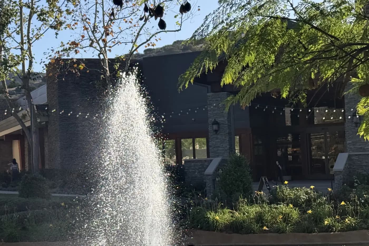 Civic plaza and fountain in Thousand Oaks, California